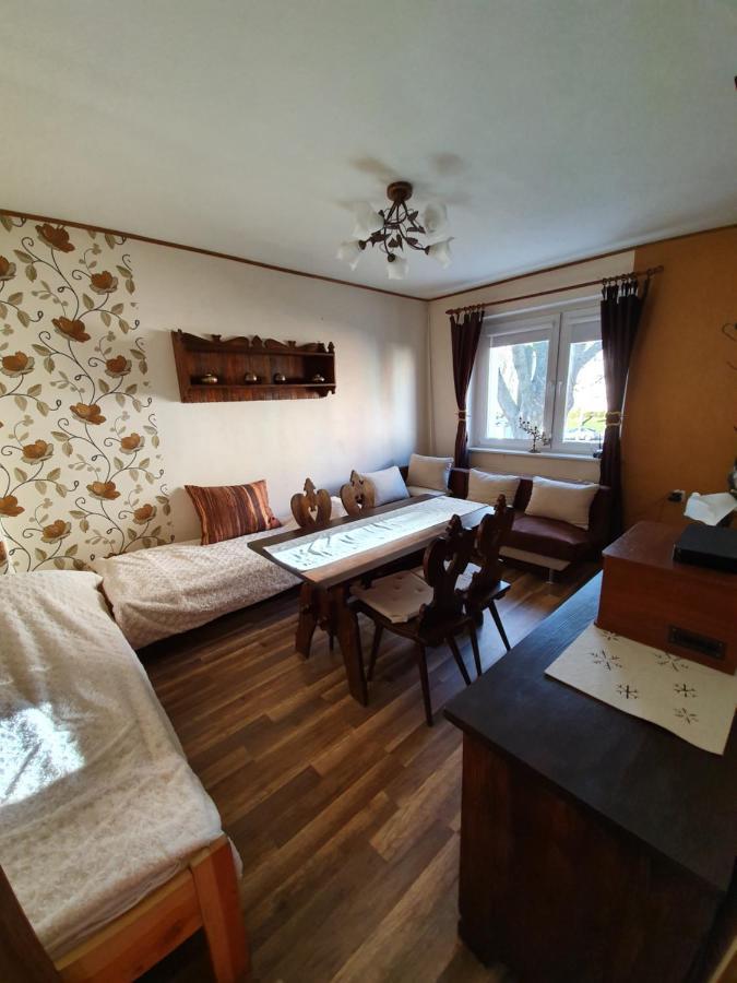 Dwupoziomowy Stylowy Apartament Przy Centrum Gdyni, Niedaleko Morza กดิเนีย ภายนอก รูปภาพ